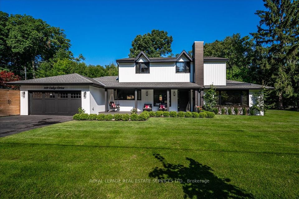 169 Oakes Drive, Mississauga, ON L5G 3M2