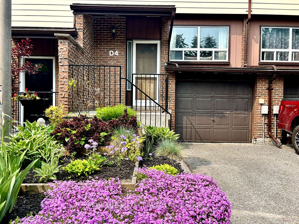#D4 - 63 Ferris Lane, Barrie, ON L4M 5C4