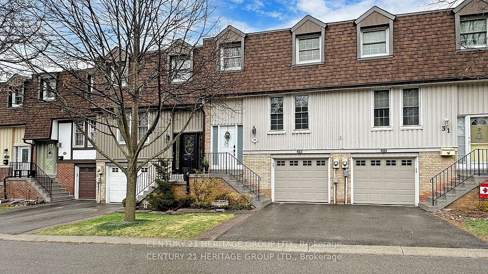 33 Bramble Way, Markham, ON L3P 3V8