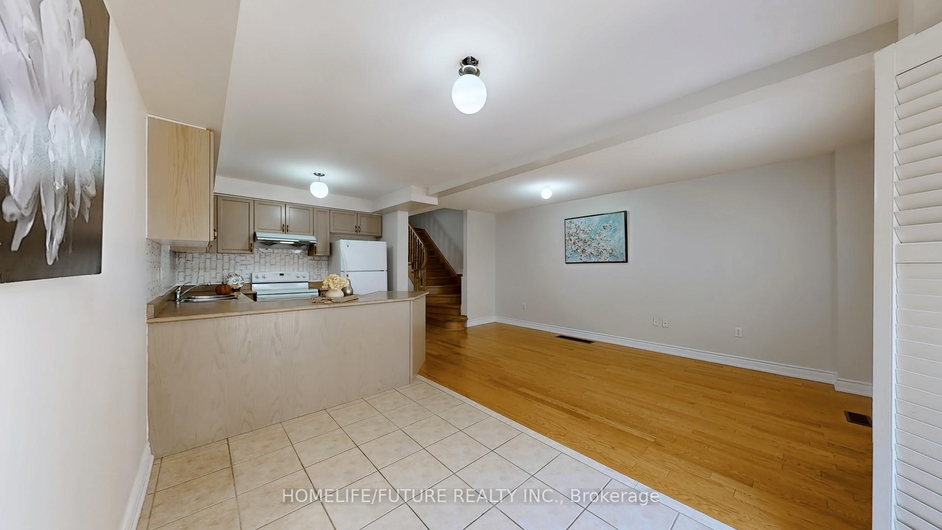 3 Bedrooms Condo at 435 Middlefield, Toronto For sale