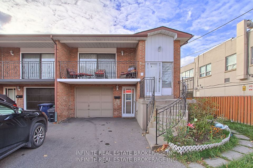610 Vaughan