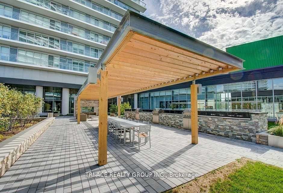 1 Bedroom Condo at 117 McMahon,  Toronto For sale