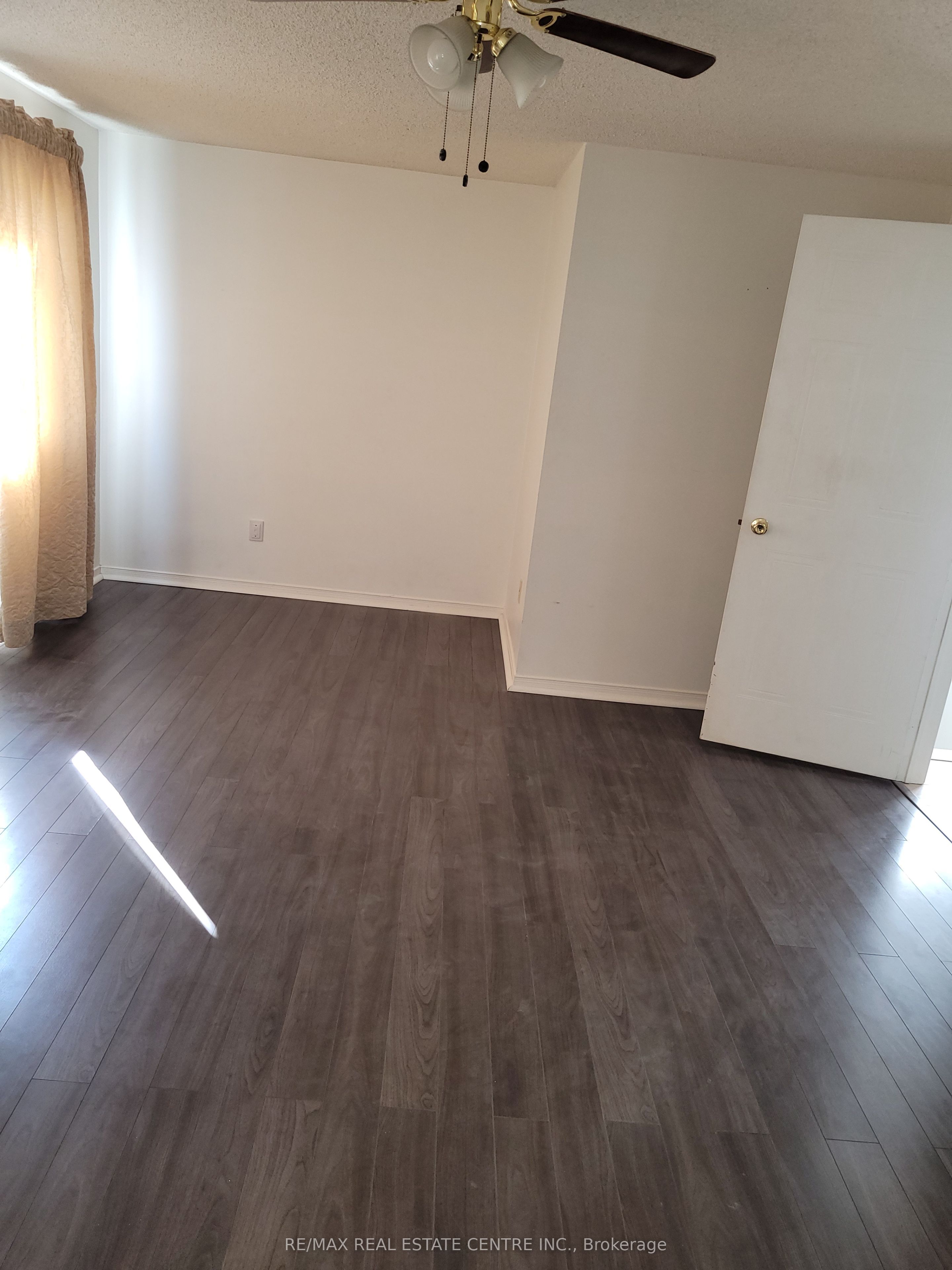 4353 Jenkins Crescent