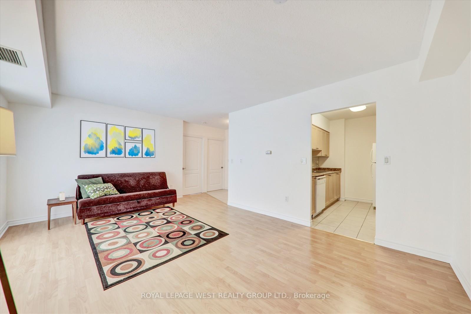 1 Bedroom Condo at 2088 Lawrence, Toronto For sale