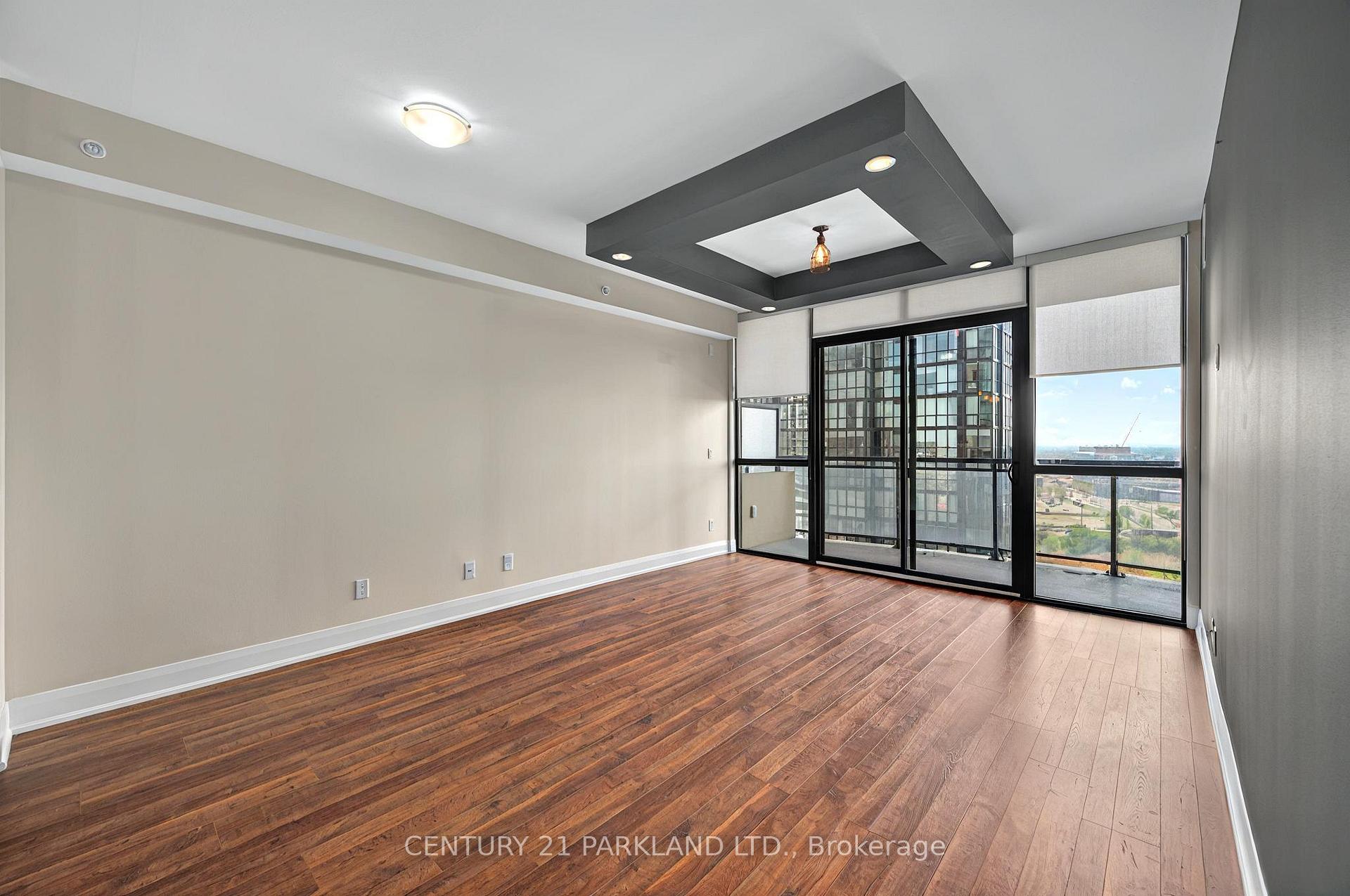 2 Bedrooms Condo at 2900 Highway 7, Vaughan For sale