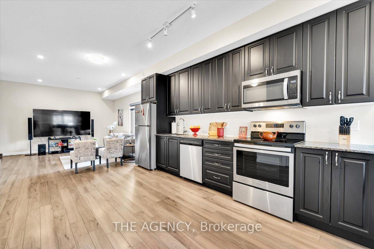 2 Bedrooms Condo at 7 Forbes, Toronto For sale