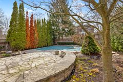 111 Strathallan Boulevard
