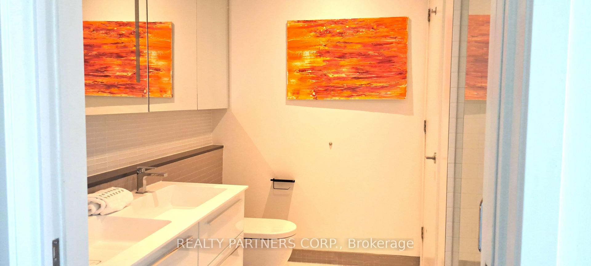 3 Bedrooms Condo at 8 Dovercourt,  Toronto For sale