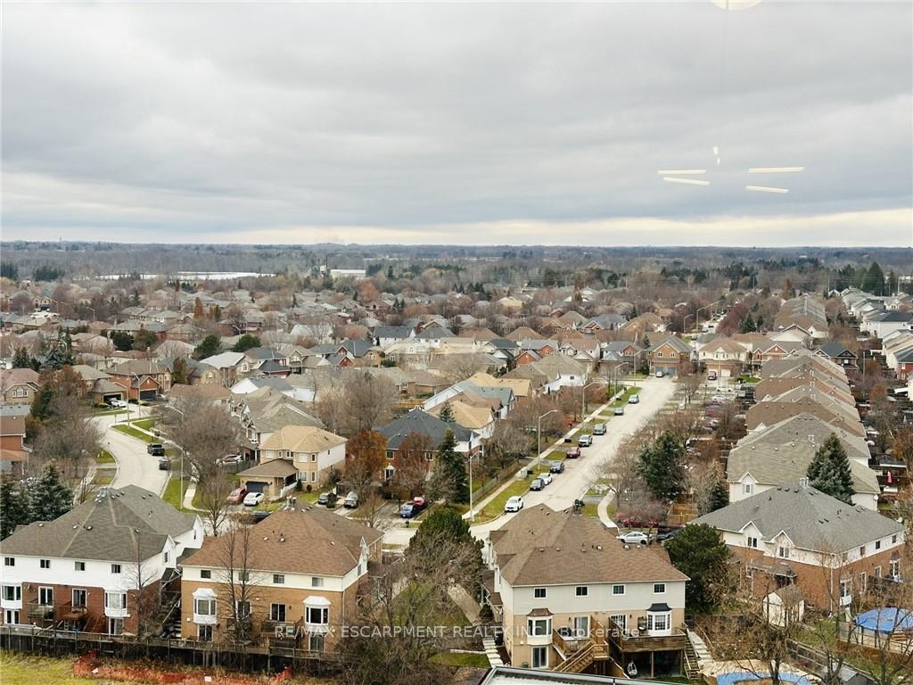 1 Bedroom Condo at 460 DUNDAS,  Hamilton For sale