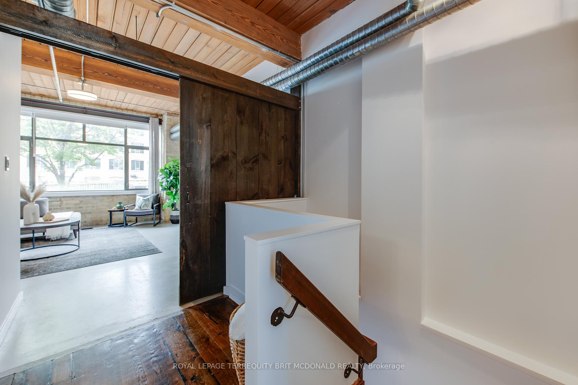 2 Bedrooms Condo at 436 Wellington, Toronto For sale