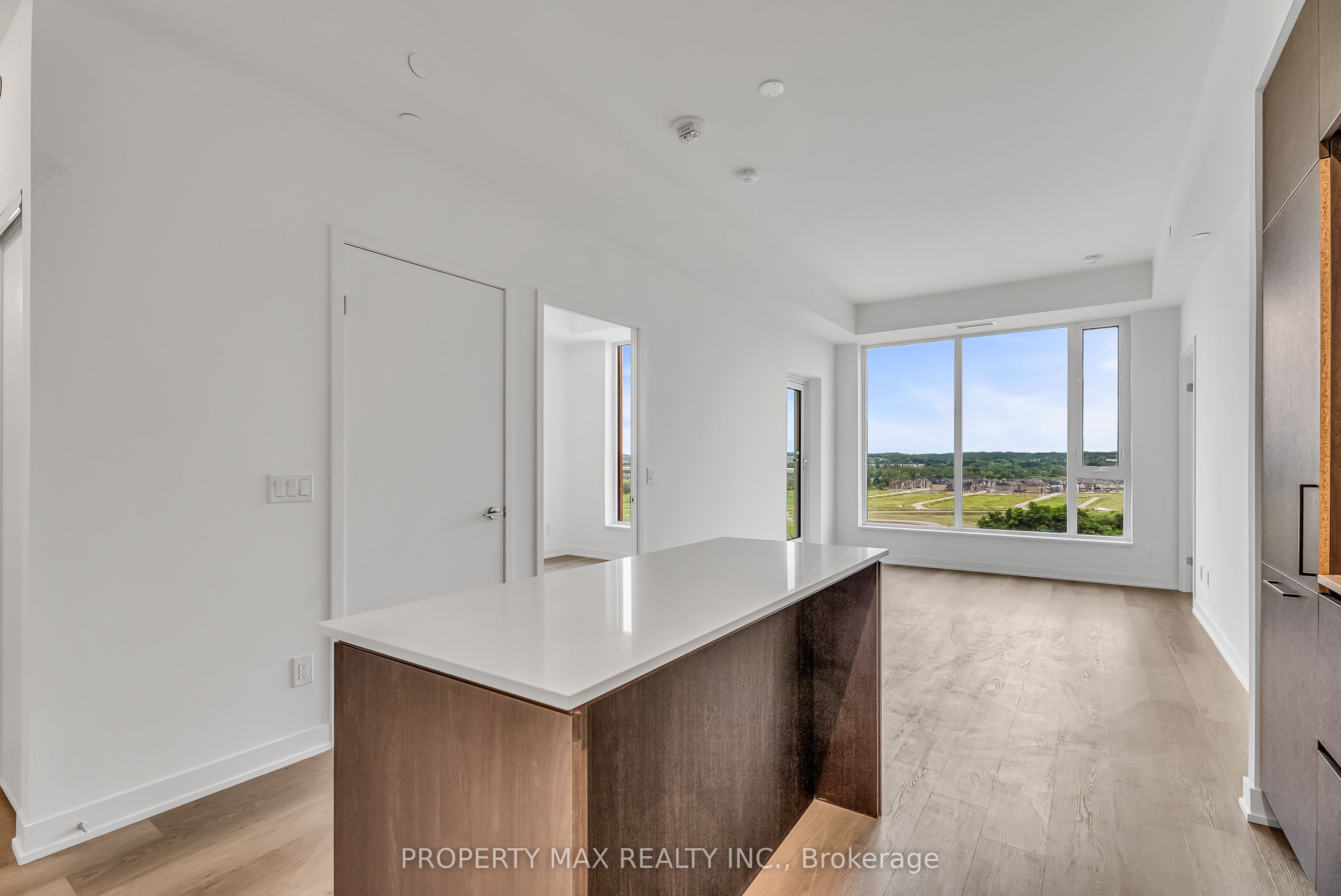 2 David Eyer Road, #1428