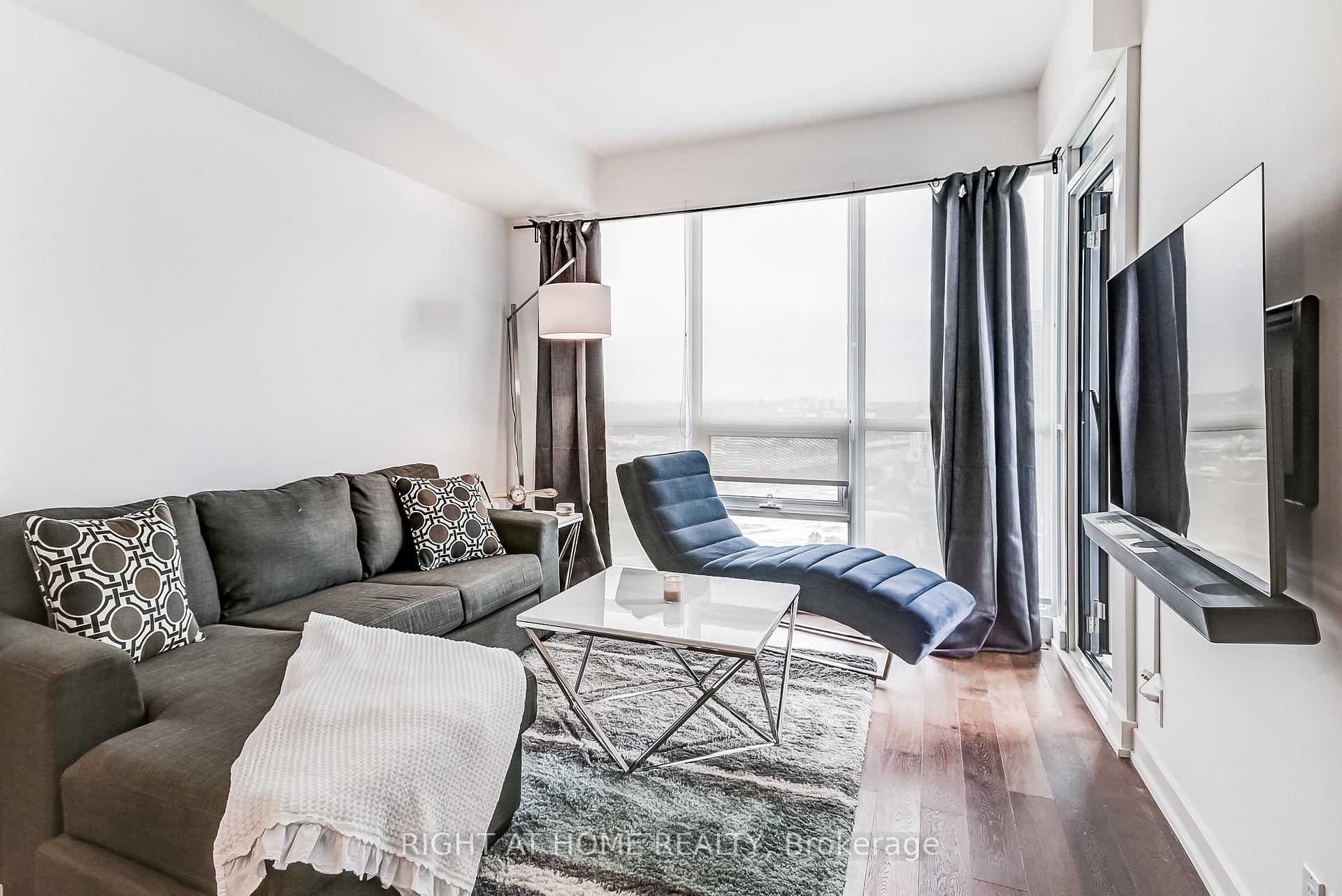2 Bedrooms Condo at 2212 Lake Shore, Toronto For sale