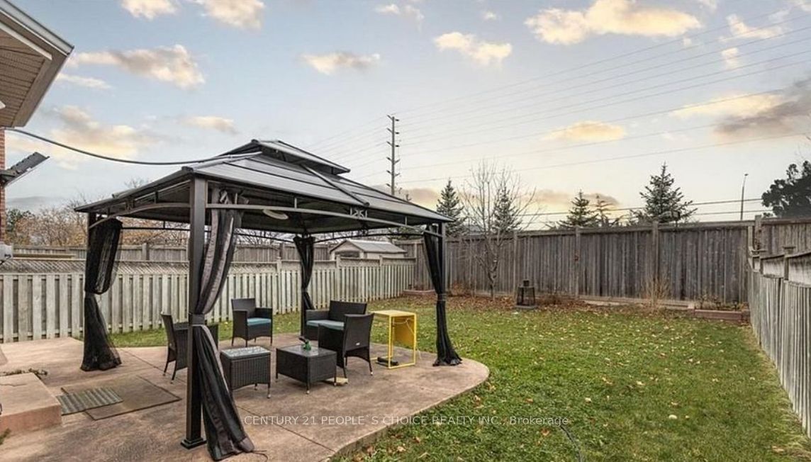 6993 Amour Terrace