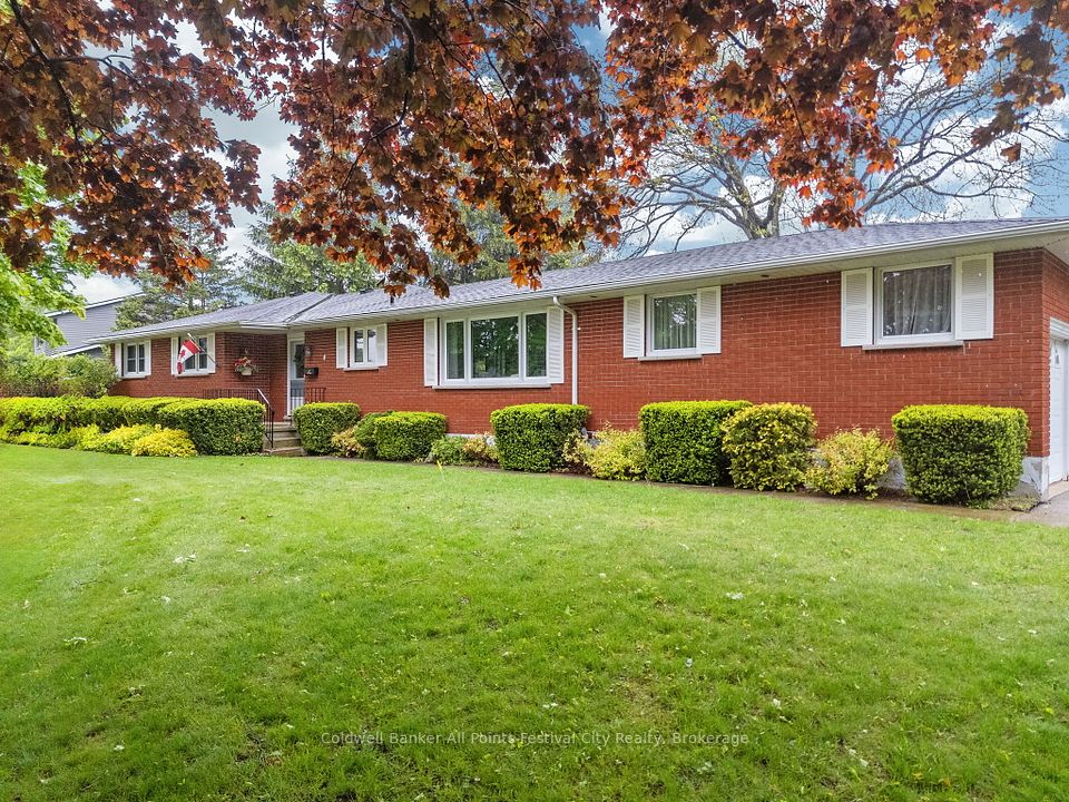 4 Suncoast Drive, Goderich, ON N7A 1X1