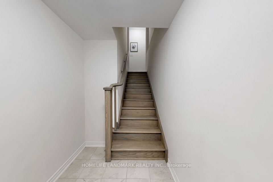 https://trreb-image.ampre.ca/67vFetgmUH4APEcn1RnFt6w1cmfYqgvG-DCrNt92h9U/rs:fit:960:960/wm:.5:so:0:50:.4/wmsh:10/wmt:PHNwYW4gZm9yZWdyb3VuZD0nd2hpdGUnIGZvbnQ9JzY4Jz5IT01FTElGRSBMQU5ETUFSSyBSRUFMVFkgSU5DLiwgQnJva2VyYWdlPC9zcGFuPg/L3RycmViL2xpc3RpbmdzLzQwLzg0LzU0LzA5L3AvYTk3ODNhY2YtNTQ5ZC00NDc5LWI0MDEtYmU3MDFiOTljMGE0LmpwZw.jpg