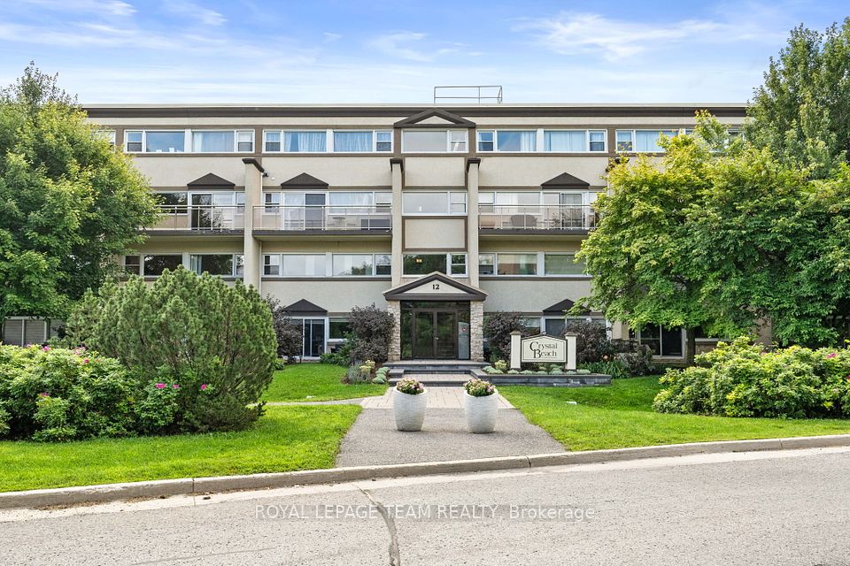12 Corkstown