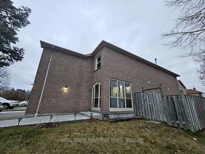 9 Ridgewood Road