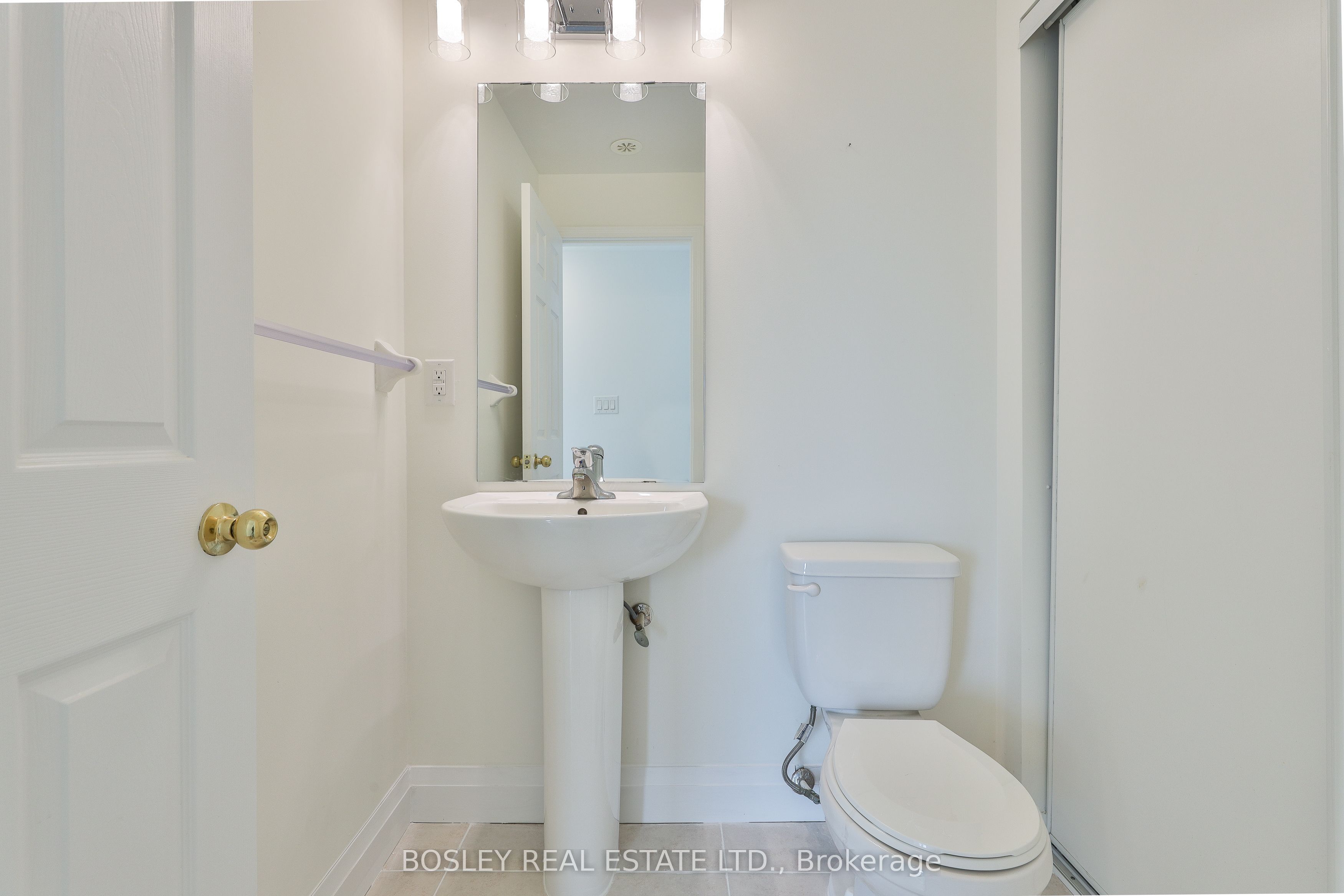 639 Lawrence Avenue W, #302