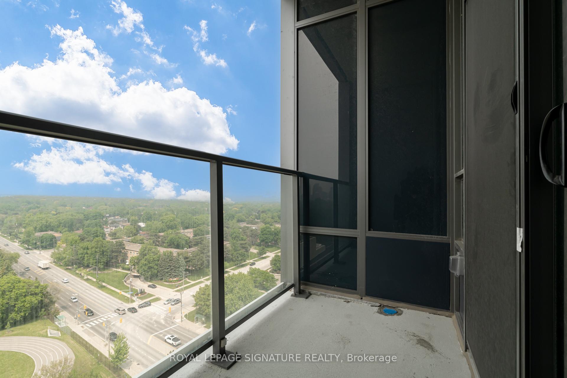 4 Bedrooms Condo at 2 Teagarden, Toronto For sale