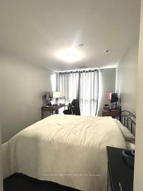 3 Bedrooms Condo at 150 Sabina, Oakville For sale
