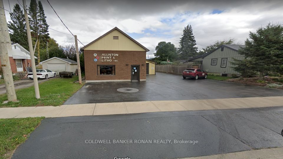 83 Dufferin