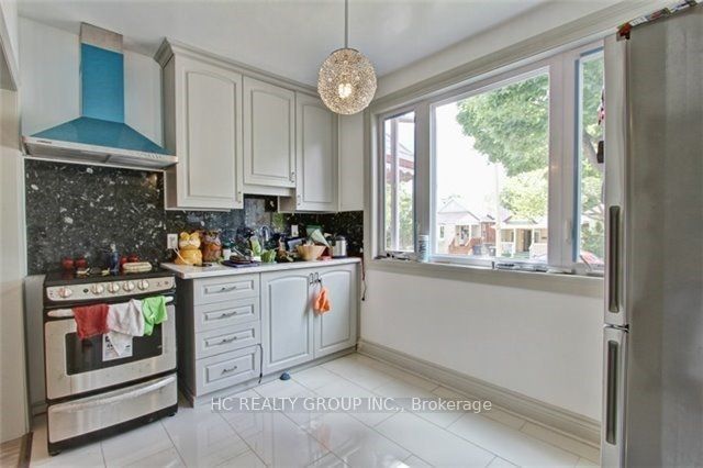 33 Seventeenth Street