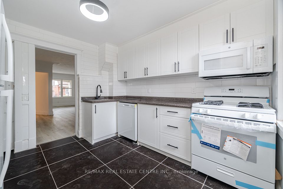 463 Dunsmure