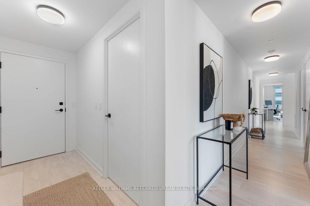 3 Bedrooms Condo at 35 Rolling Mills, Toronto For sale