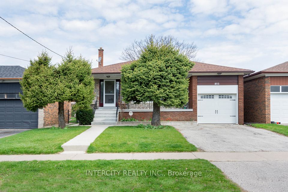 852 Glencairn