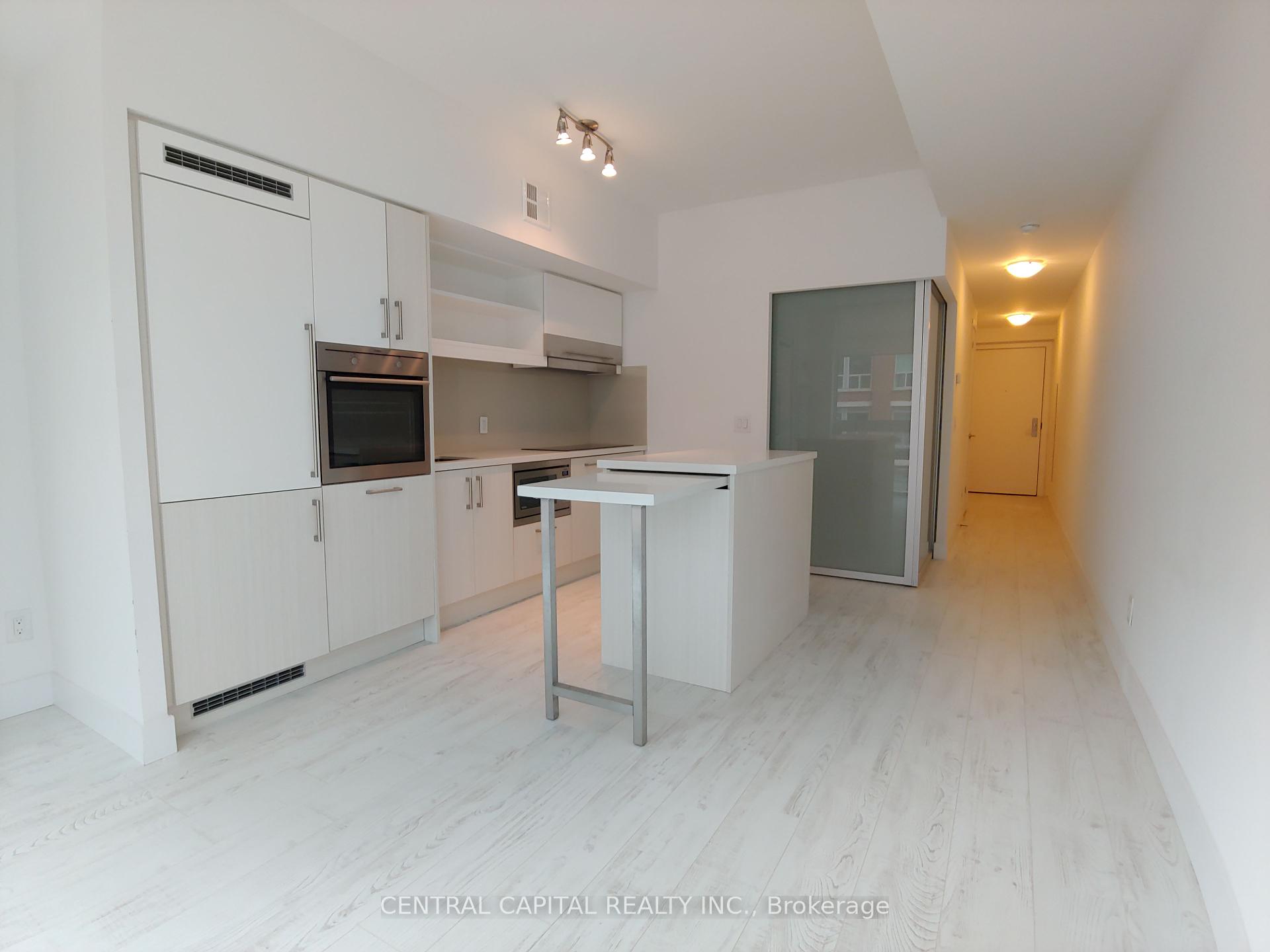 1 Bedroom Condo at 39 Sherbourne,  Toronto For sale