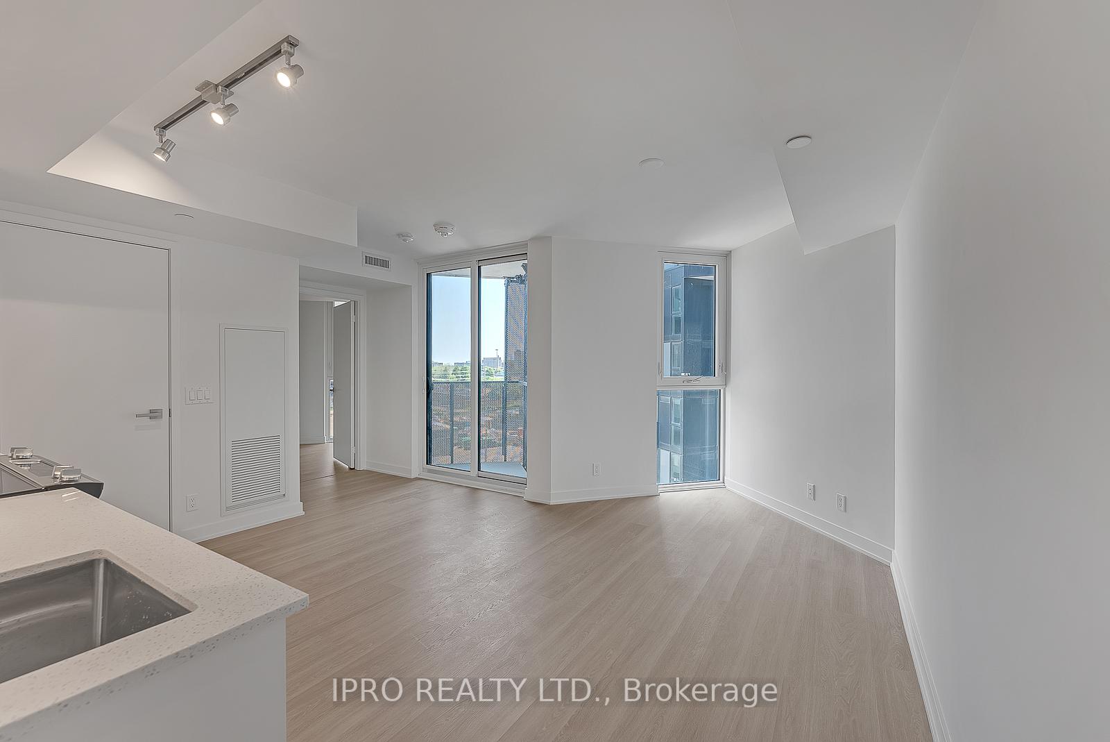 1 Bedroom Condo at 30 Tretti, Toronto For sale