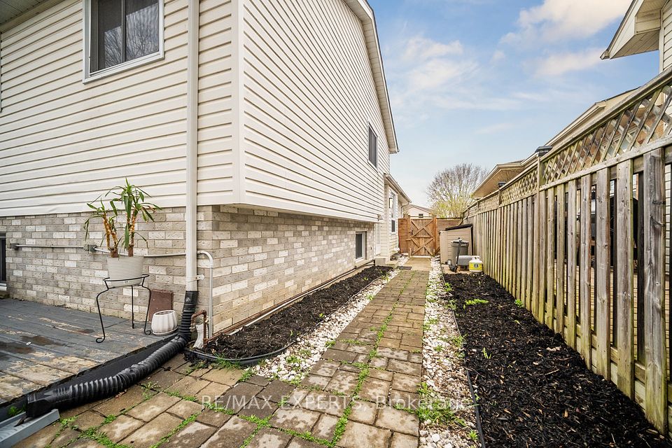 38 Folkstone Court