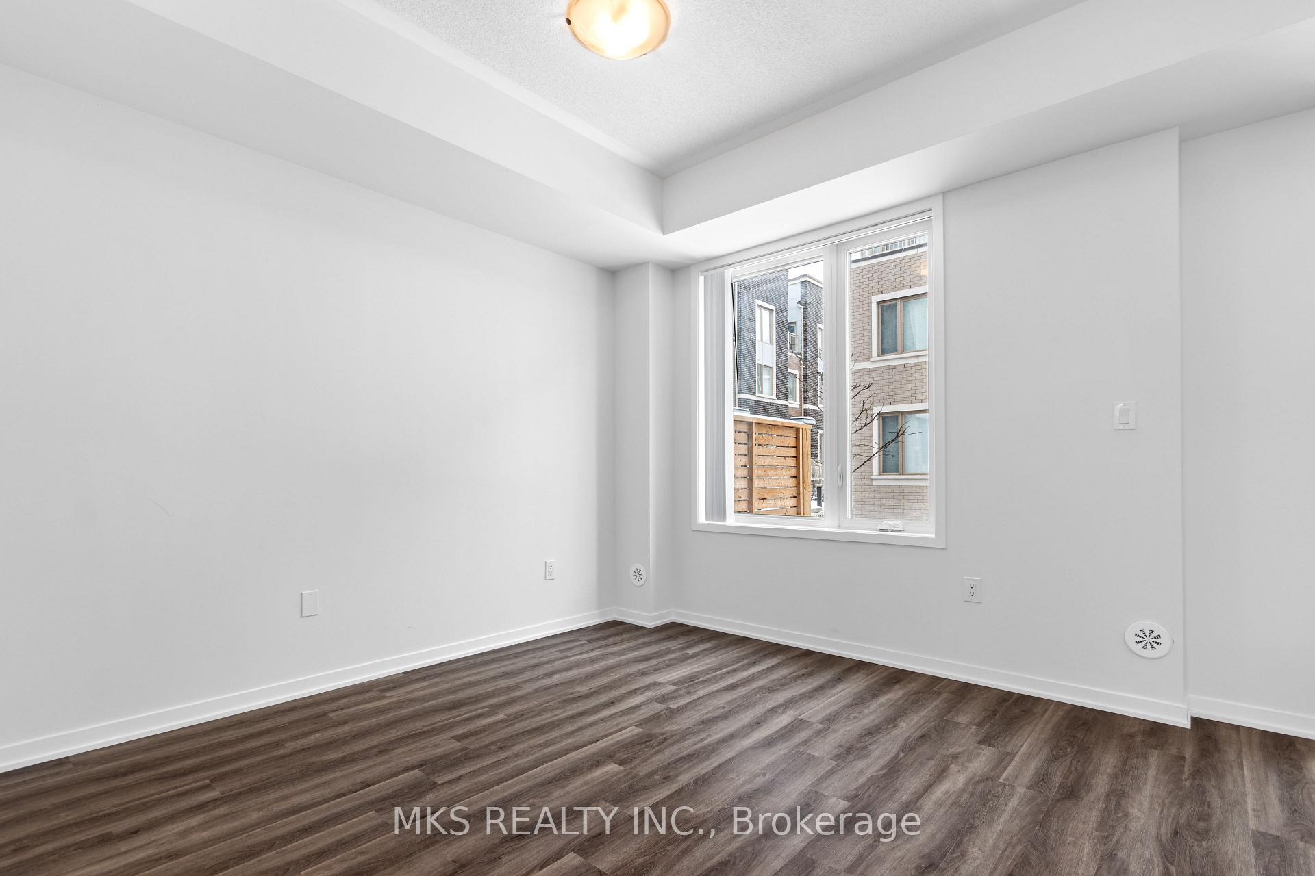 3 Bedrooms Condo at 23 Mable Smith,  Vaughan For sale