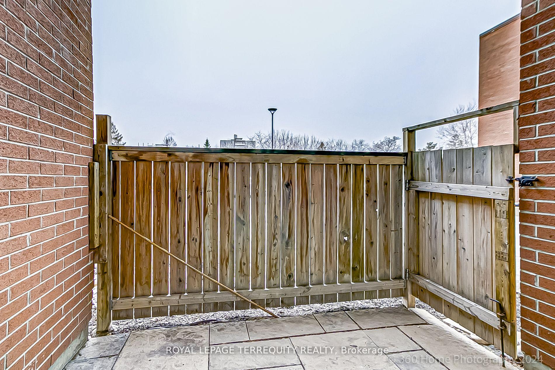 2 Bedrooms Condo at 2772 Keele, Toronto For sale