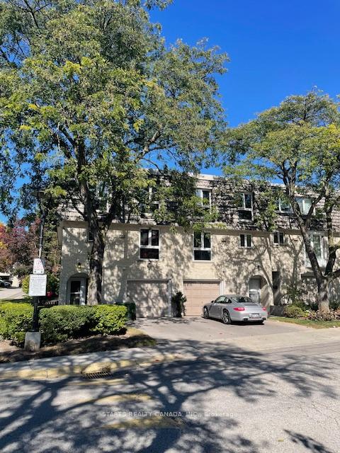 3 Bedrooms Condo at 91 Scenic Mill,  Toronto For sale