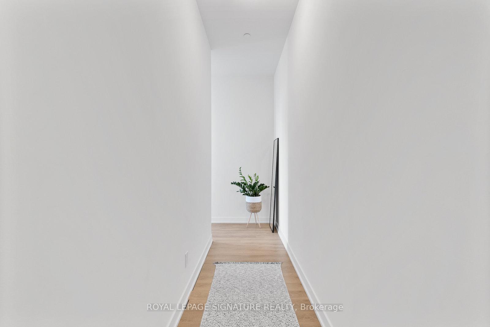 2 Bedrooms Condo at 50 Ordnance, Toronto For sale