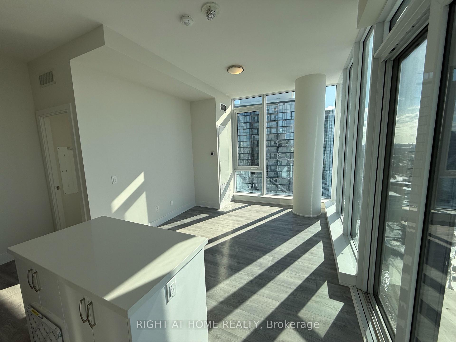 3 Bedrooms Condo at 15 Ellerslie, Toronto For sale