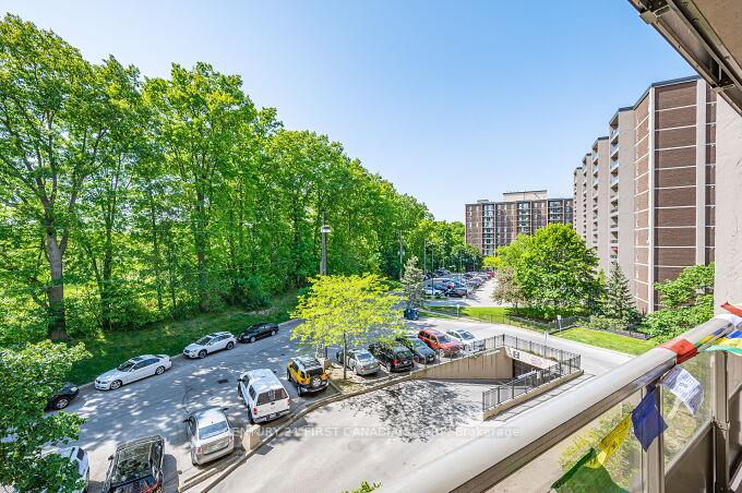 2 Bedrooms Condo at 1964 Main,  Hamilton For sale