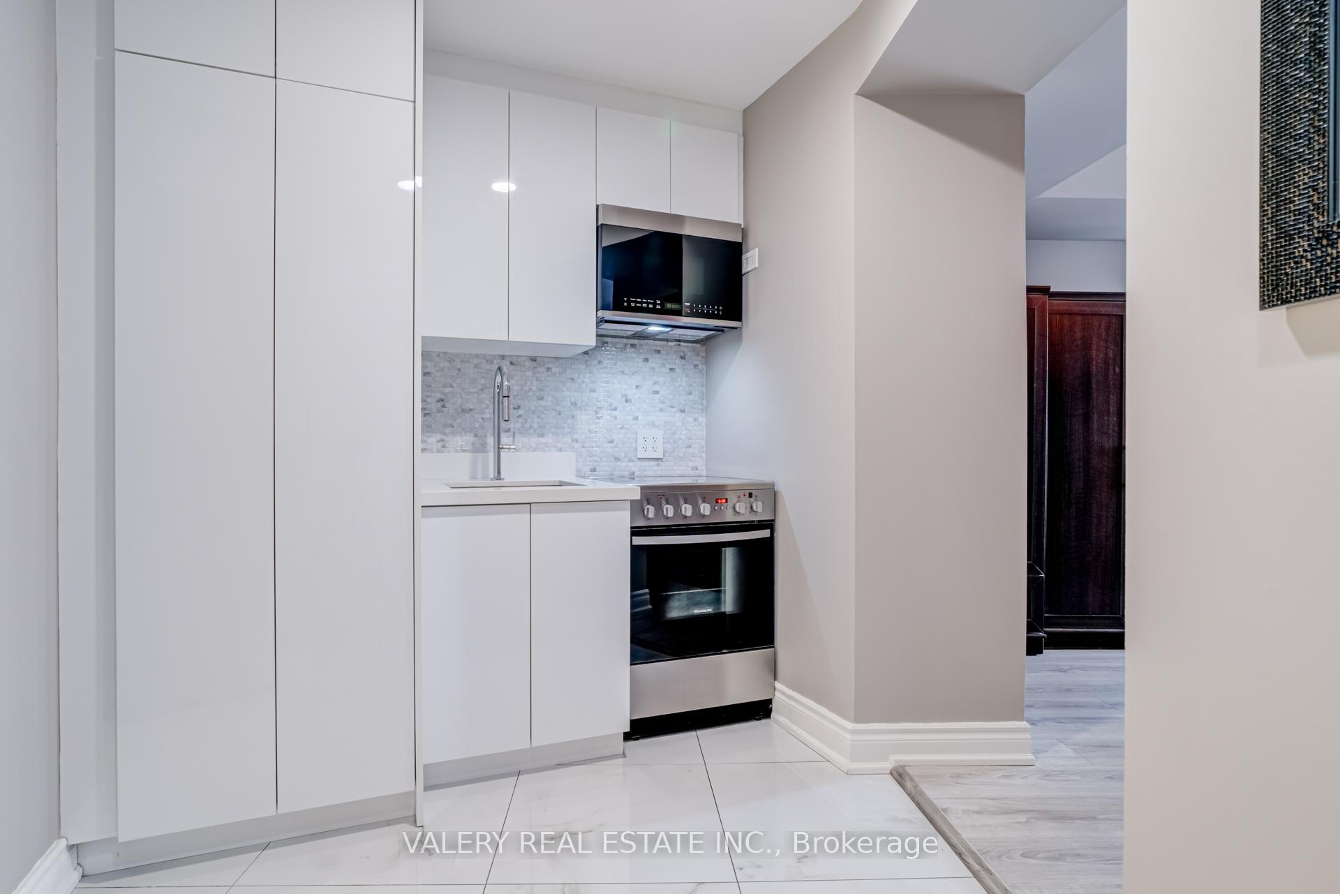 Condo at 1 King, Toronto For sale