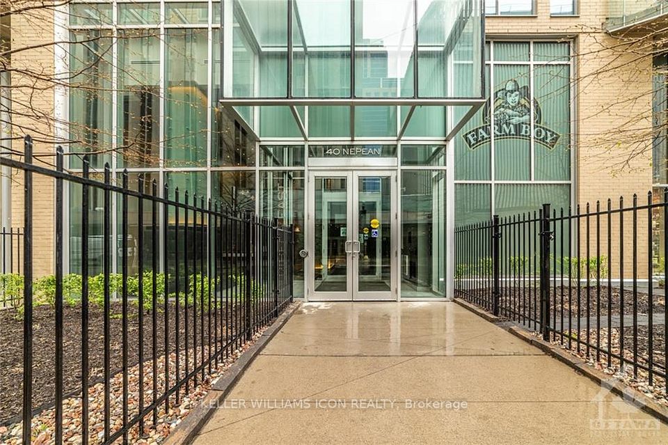 #1501 - 40 NEPEAN Street, OttawaCentre, ON K2P 0X5
