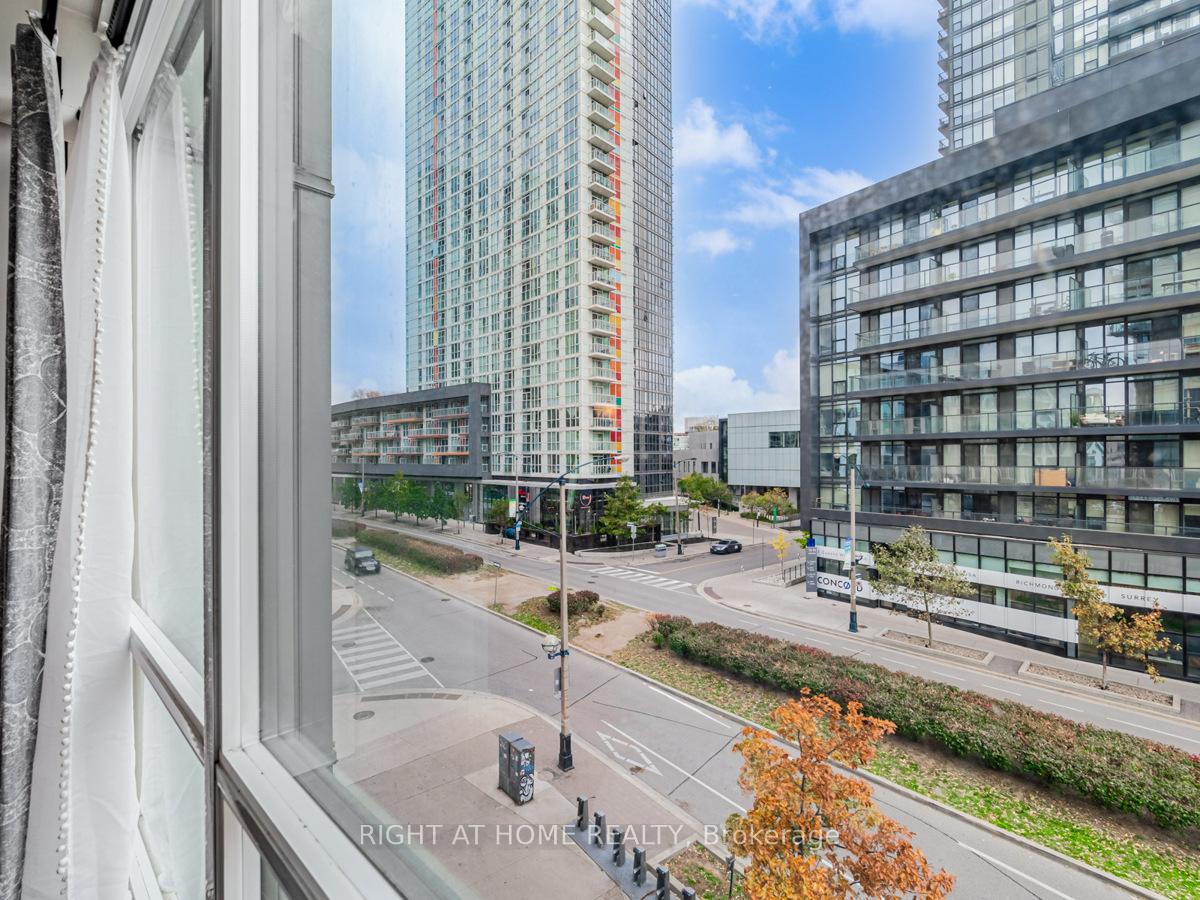 1 Bedroom Condo at 170 Fort York, Toronto For sale