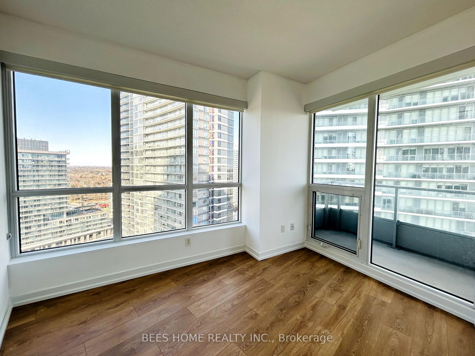 2 Bedrooms Condo at 115 McMahon, Toronto For sale