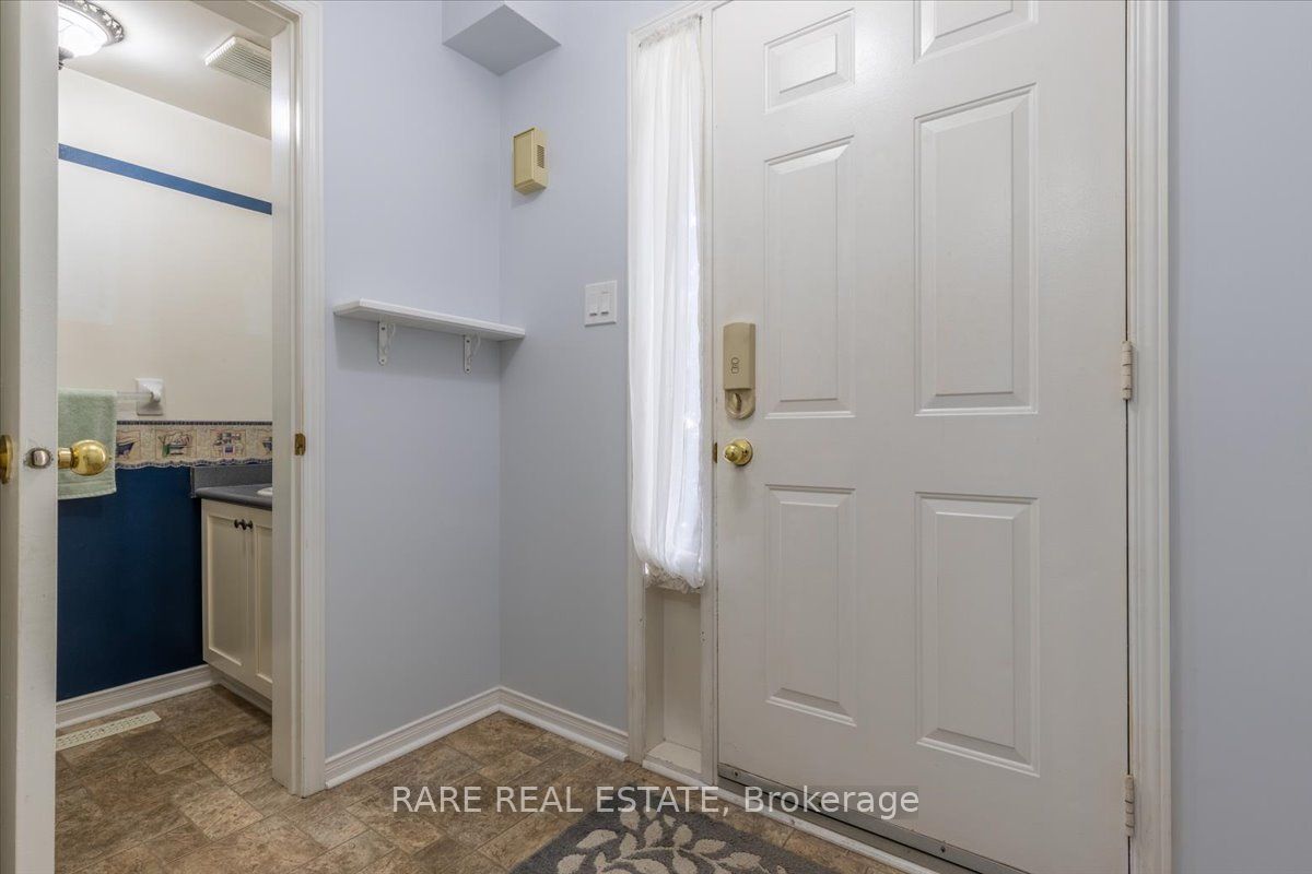 120 D'ambrosio Drive, #28