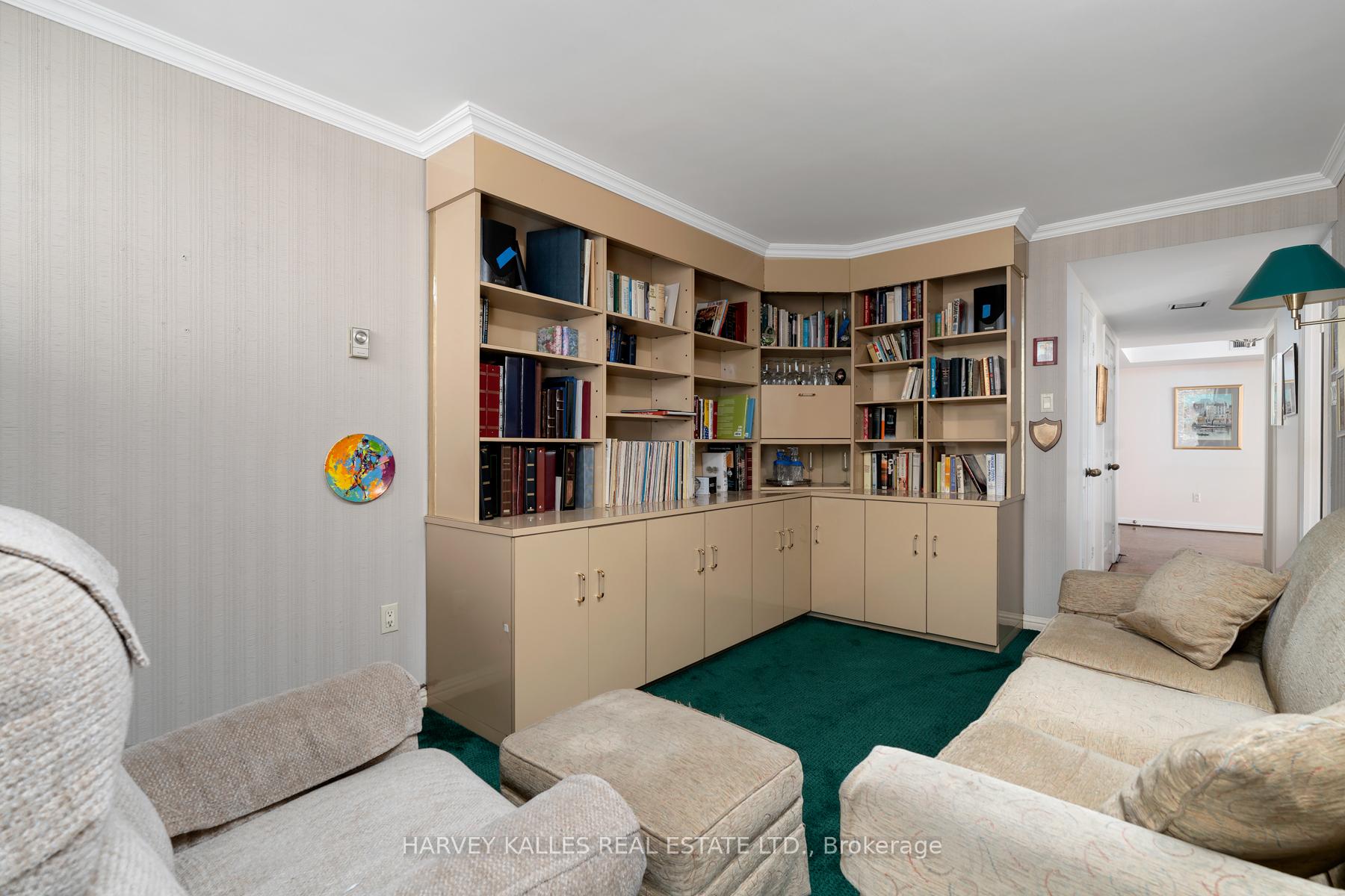 2 Bedrooms Condo at 3900 Yonge, Toronto For sale