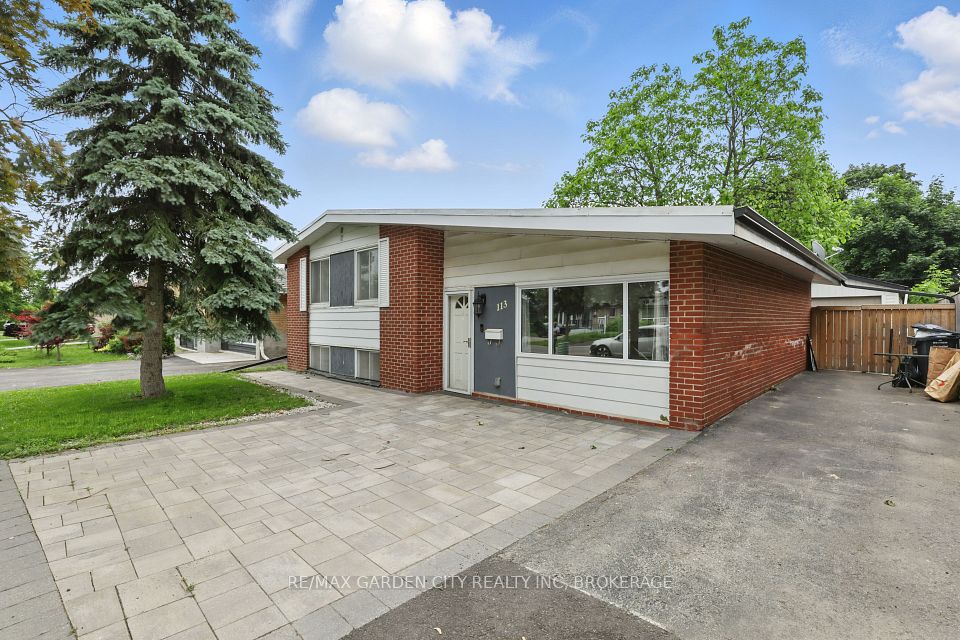 113 Clarence