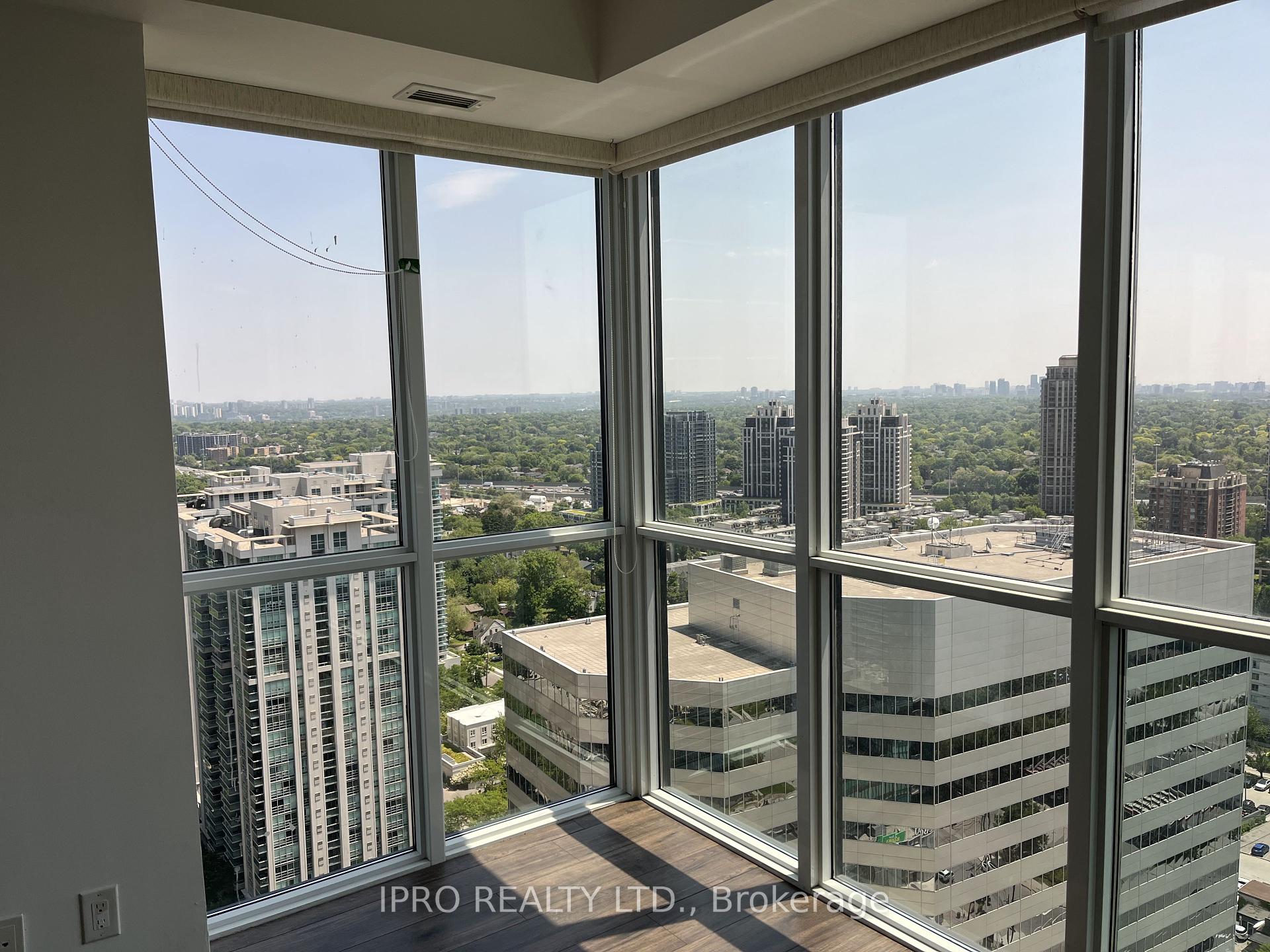 3 Bedrooms Condo at 9 Bogert, Toronto For sale