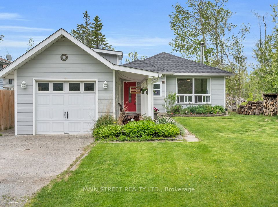 843 Centennial Pk