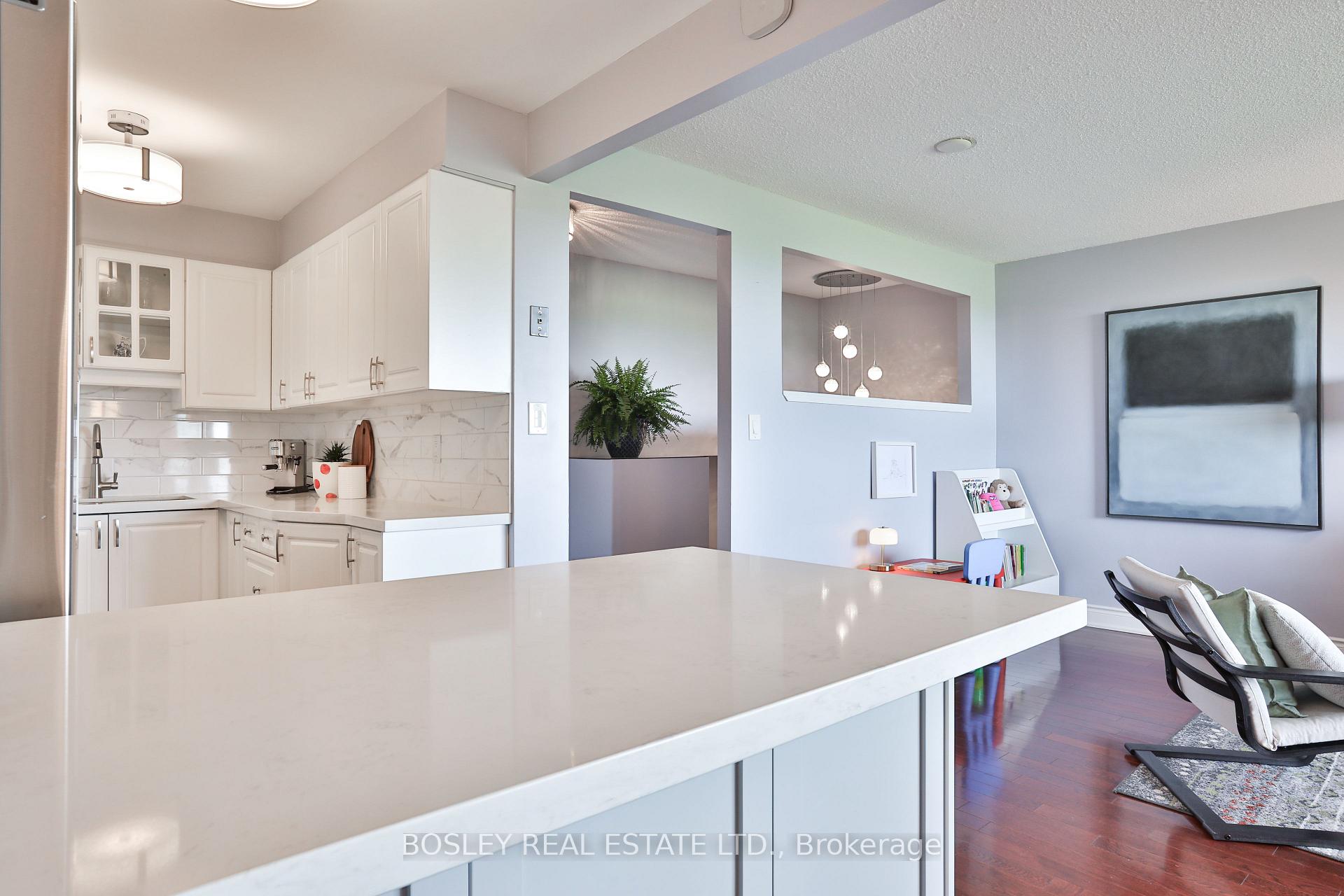 2 Bedrooms Condo at 284 Mill, Toronto For sale