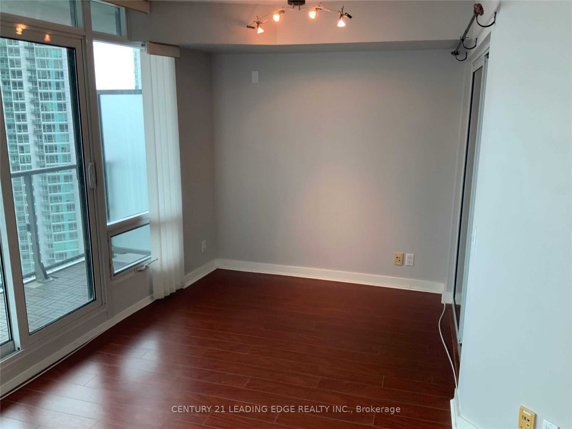 373 Front Street W, #3007