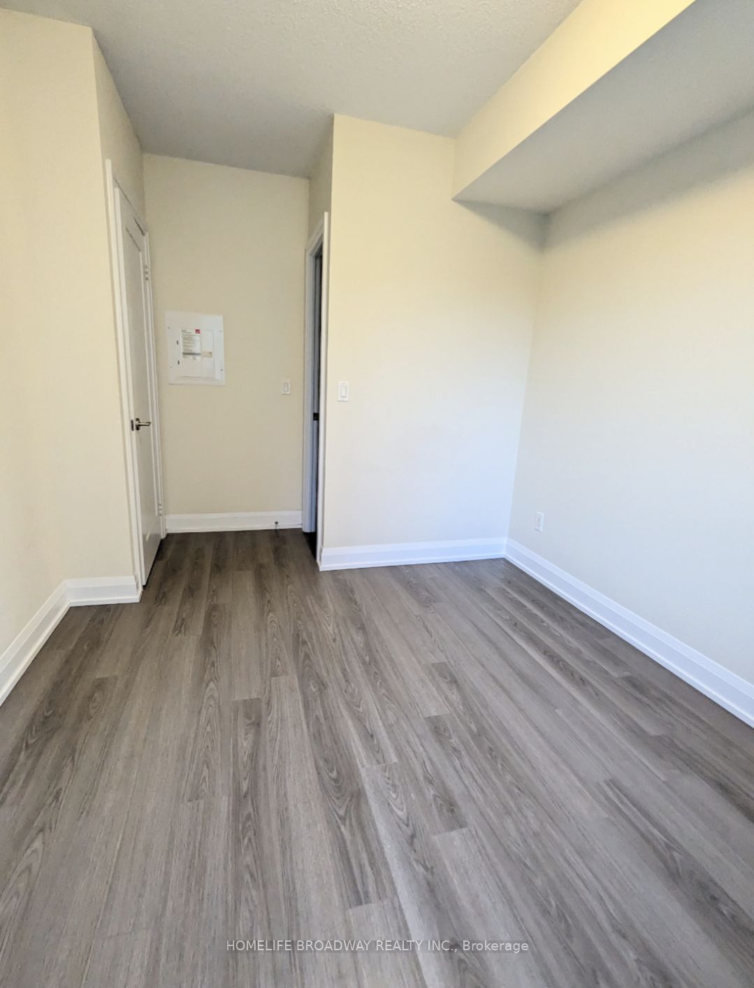 18 Graydon Hall Drive, #506